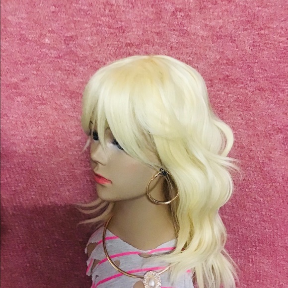 Beautiful Synthetic Wavy Bob With Bangs At The Front - Picture 8 of 8